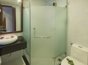 Crystal Hotel Da Nang