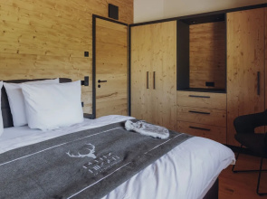 Platzhirsch First Class Living