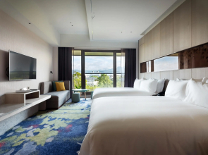 Fame Hall Garden Hotel