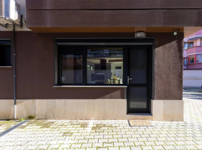 Modern 1BD Flat with a Parking near the city centre