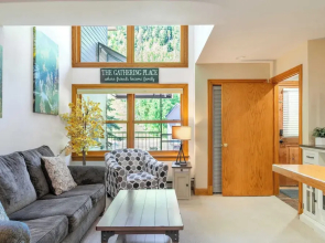 Cimarron Lodge 14 by Avantstay Ski-in/ski-out Property in Complex w/ Two Hot Tubs! Permit#3601