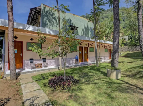 Hotel O Villa Inn App Trawas Bintaro Syariah
