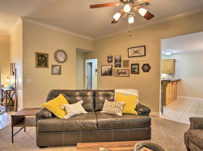 Bella Vista Home: Steps to Mountain Biking Trails!