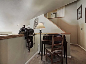 Park Forest 597 - Shuttle to Lifts/Town by RedAwning