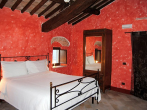 Apartment With 2 Bedrooms in Caprese Michelangelo, With Pool Access, F