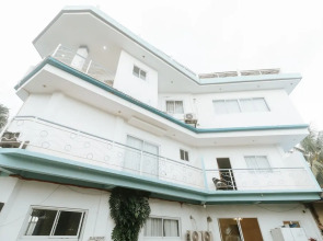 Marina Breeze Resort