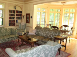 Hallett House Bed & Breakfast