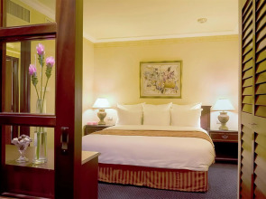 Renaissance Tel Aviv