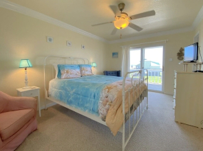 Cabana Che by RedAwning