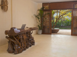 Spicepeek Boutique Hotel CMB Airport