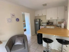 Lovely 2 bedroom unit