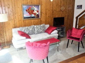 Luxury Apartment in the Heart of Valley