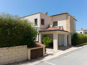 Villa Tsikkos Dio in Argaka