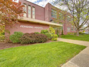 1 Mi to Dtwn: Cozy Retreat in New Kensington!