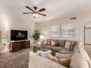 NEW Paradise Park Heated Pool Spa BBQ