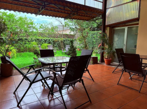 El Tejar Hostal