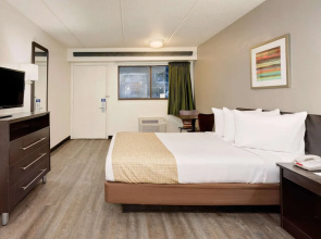 Travelodge College Park