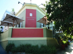 Hotel Charles
