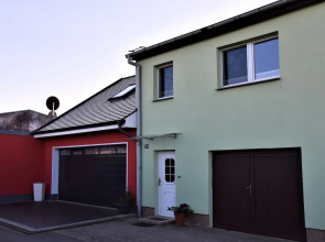 Quaint Apartment in Grevesmuhlen near Lake