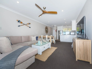 Bella Vista Unit 19 - Shoal Bay