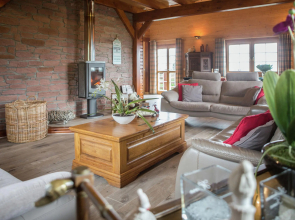 Affluent Chalet in Septon with Whirlpool, Sauna, Hot Tub
