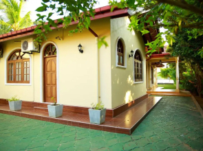 Bentota River Villa