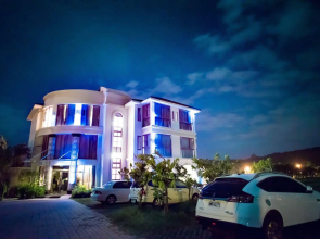 Dufa Luxury Manor