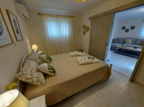 Mandola suite