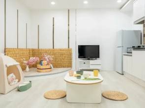 Gapyeong Daengdaengi Dog Pension Silver