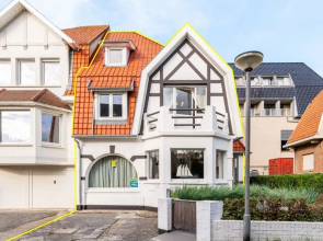 Villa Near De Panne Beach With Sea Views