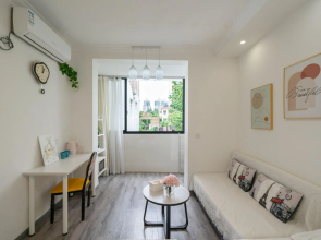 Jingyi Apartment