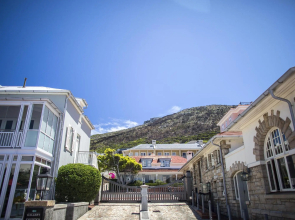 The Majestic Apartment