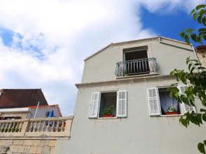 Apartments and Rooms Denoble