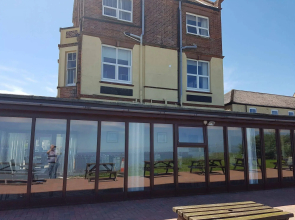 The Manor Hotel
