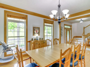 Lake Cumberland Retreat w/ Deck & Views!