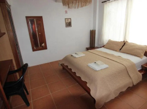 Lava Lizard Guesthouse