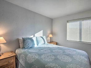 Condo w/ Balconies ~ 1 Mi to Sabino Canyon!