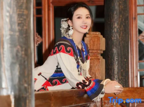 Lijiang Shishan House Kaiyang Inn