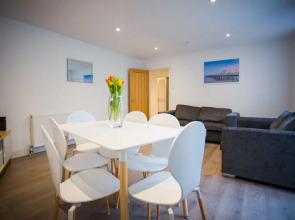 Celebrity Apartments Brighton Powis