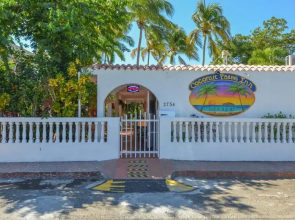 Coconut Palms Inn On The Beach