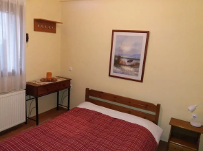 Guest house with view to Lake Plastira