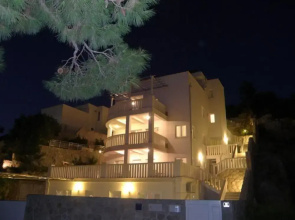 Villa Borna Apartments
