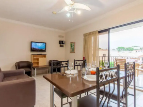 Merill Pool and Sea Charming Apart 2