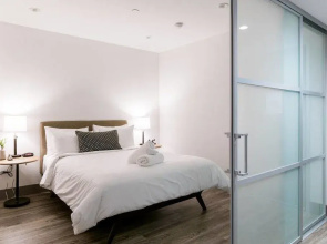 Hip & Urban Loft 1-Bedroom DTLA