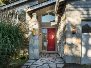 Villa Manzanita by Avantstay Hot Tub, 1 Block to Beach/town, Chef's Kitchen
