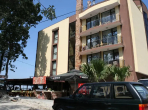 Family Hotel Teos