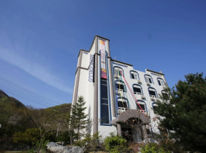Cello Hotel