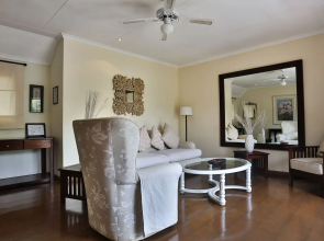 Thanda Manzi Country Hotel
