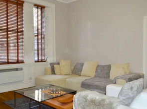 Modern Open-plan Leith Flat