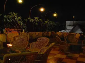 Hotel Queens Pearl